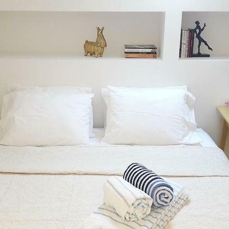 Modern Cosy Flat With Terrace In Campo De Ourique. Appartement Lissabon Buitenkant foto