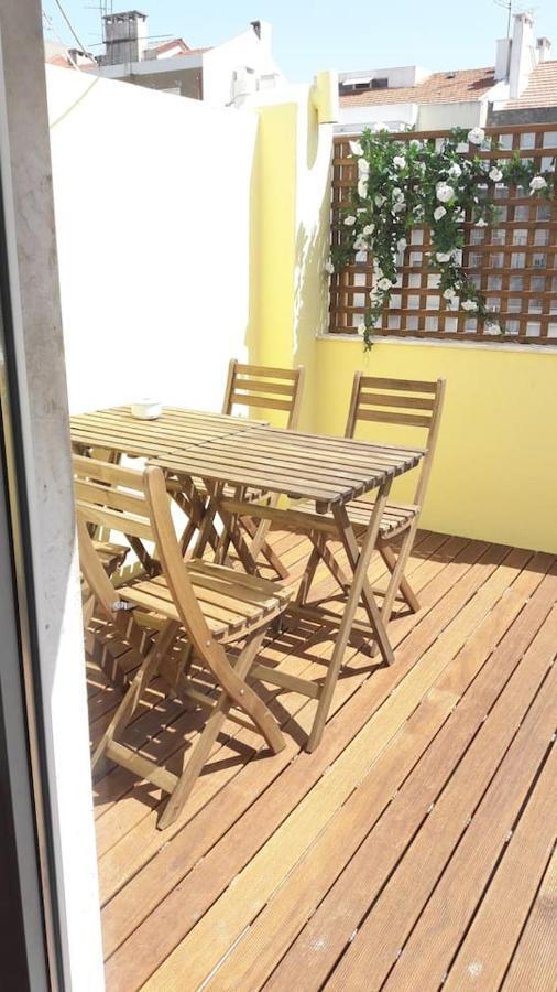 Modern Cosy Flat With Terrace In Campo De Ourique. Appartement Lissabon Buitenkant foto