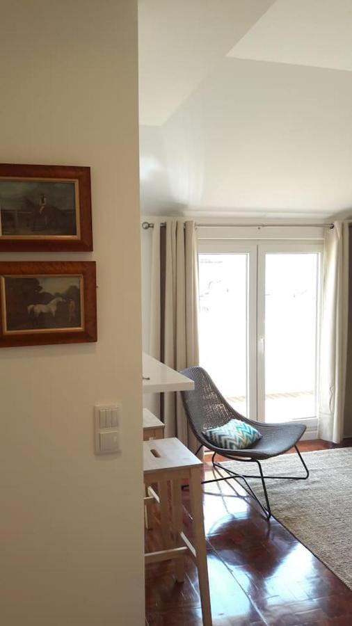 Modern Cosy Flat With Terrace In Campo De Ourique. Appartement Lissabon Buitenkant foto